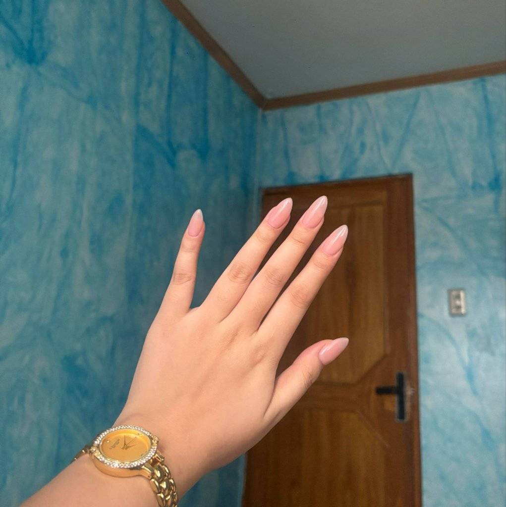 Petal Soft Gloss ✨